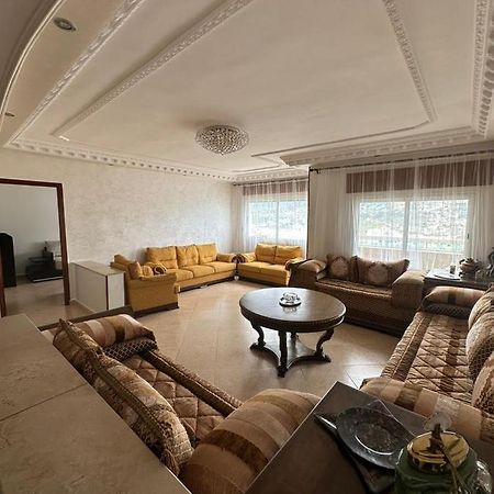 Vaste Appartement Au Centre De Tétouan エクステリア 写真