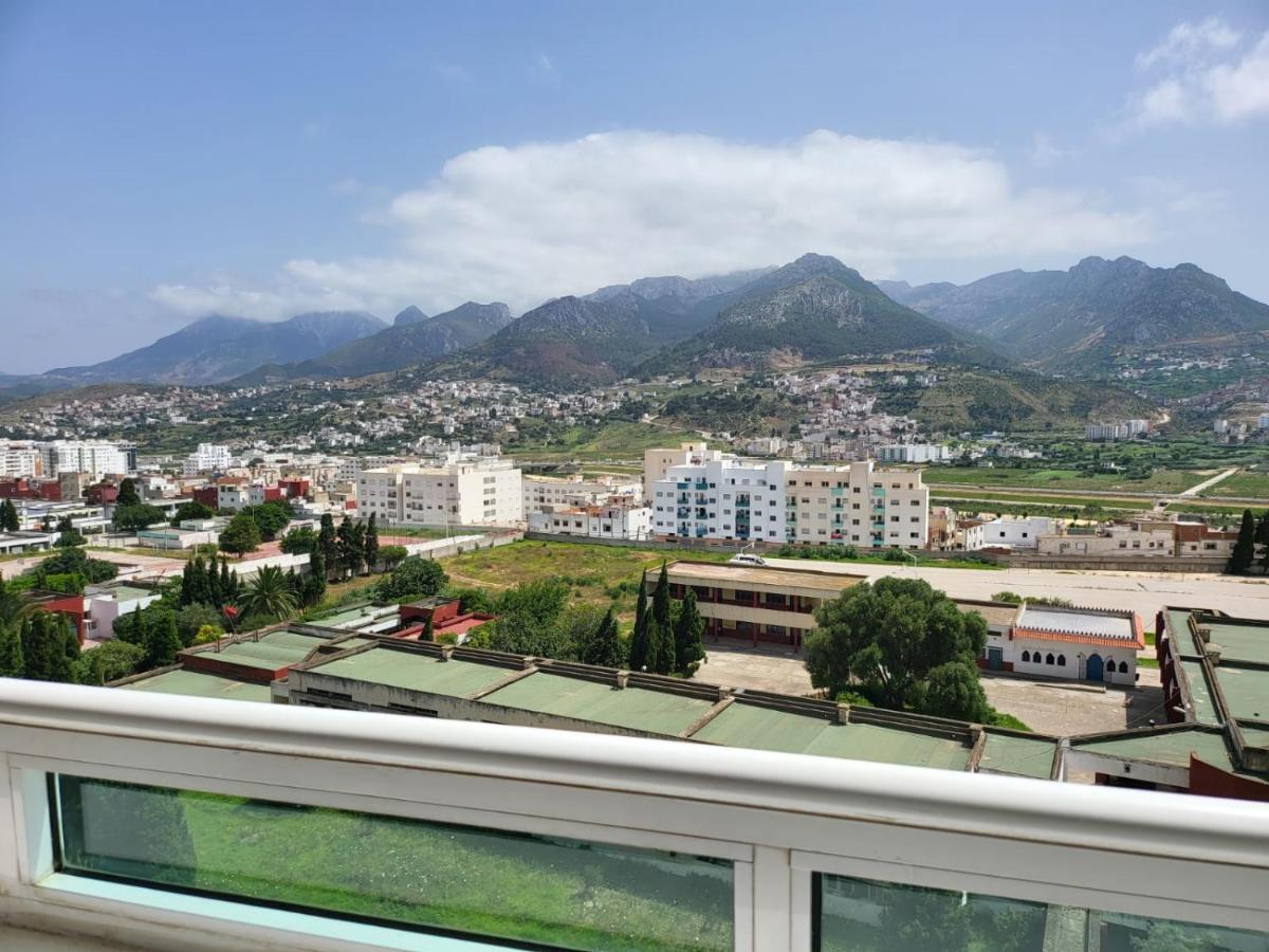 Vaste Appartement Au Centre De Tétouan エクステリア 写真
