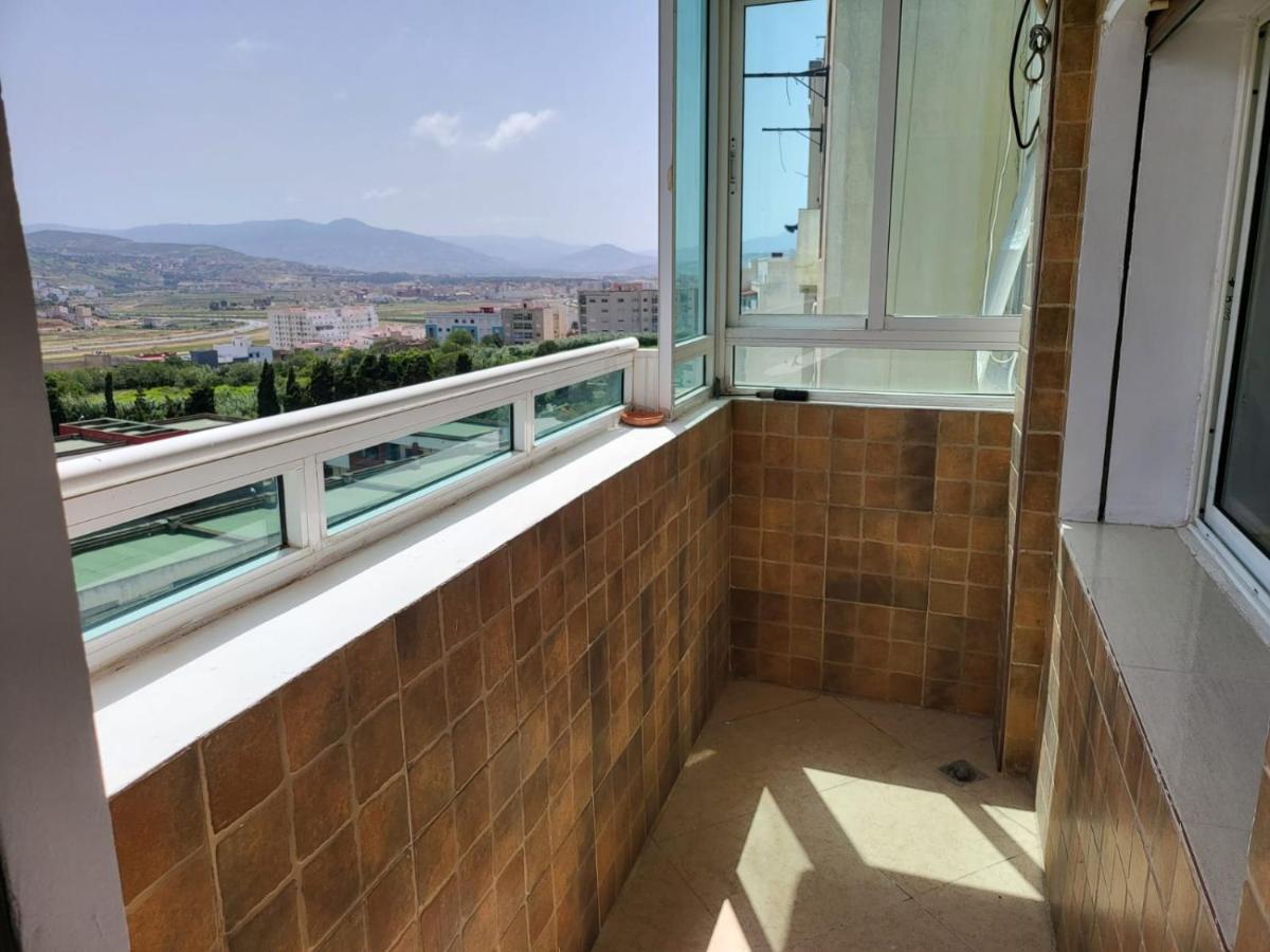 Vaste Appartement Au Centre De Tétouan エクステリア 写真