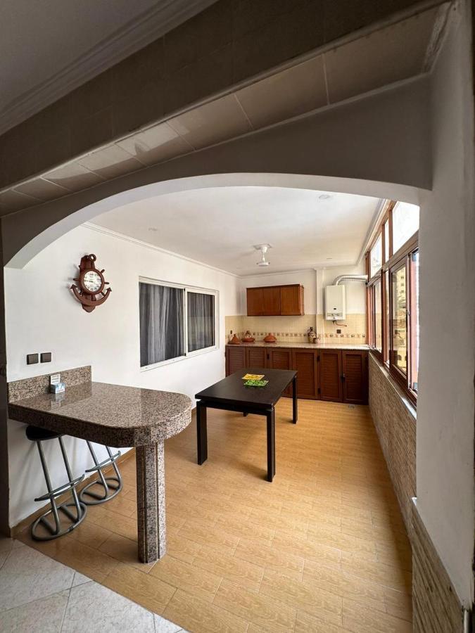 Vaste Appartement Au Centre De Tétouan エクステリア 写真